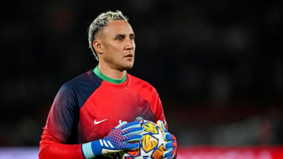 Ex-funcionário denuncia goleiro Keylor Navas por trabalho irregular