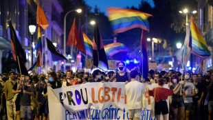 Una ciudad española homenajea a dos migrantes por defender a un hombre gay asesinado