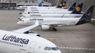 Lufthansa sospende i voli notturni per Beirut