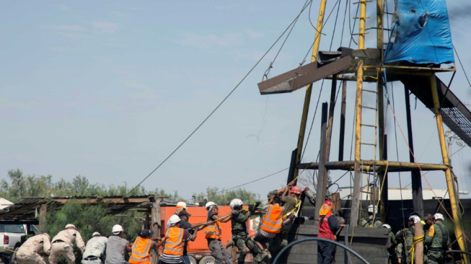 'Decisive day' for trapped Mexican miners, president says