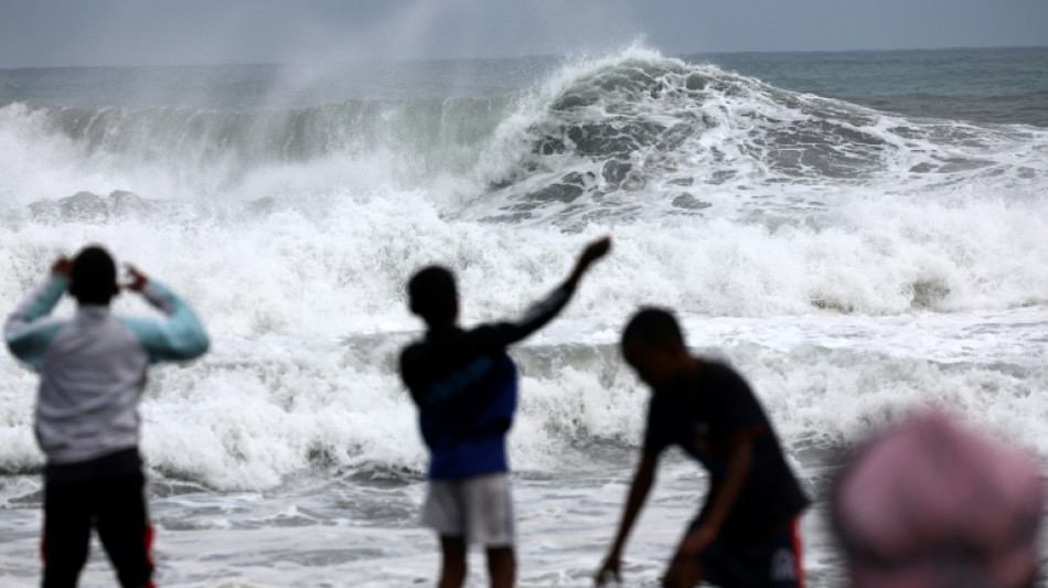 La Reunion residents ordered indoors as 'purple alert' cyclone nears