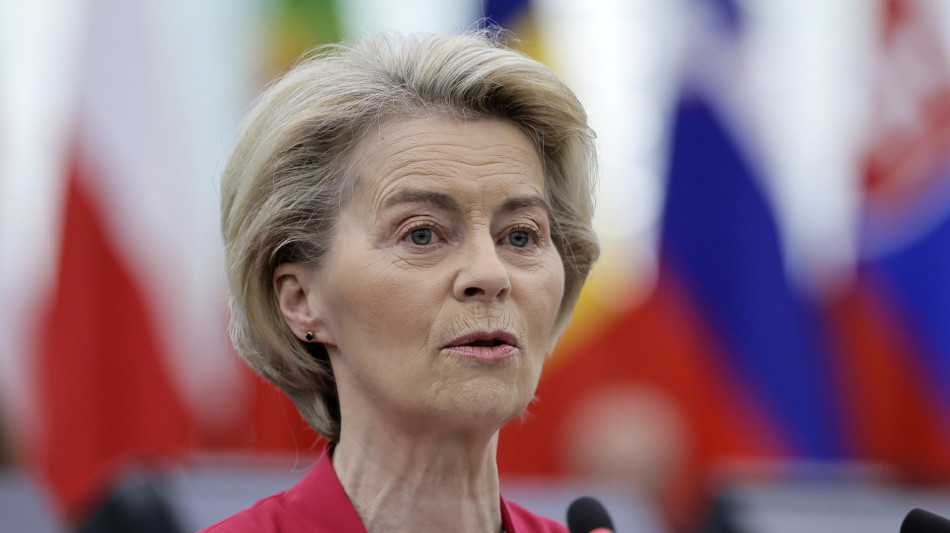 Von der Leyen, 'aperti a negoziati con gli Usa sui dazi'