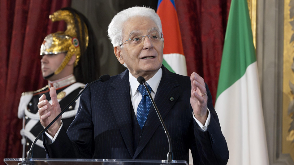 Mattarella, Csm contribuisca a serenità tra istituzioni