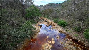 Un río sin vida alimenta temores tras el retorno de la minería a El Salvador