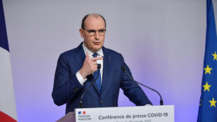 Covid: le gouvernement allègera les restrictions en février