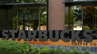 Funcionários do Starbucks entram em greve nos Estados Unidos