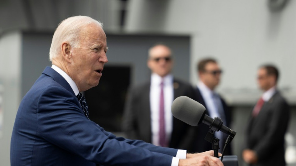 ExxonMobil "ganó más dinero que Dios" este año, dice Biden