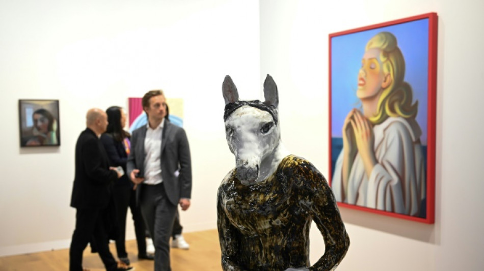 Hong Kong art market hits pre-pandemic highs despite curbs 