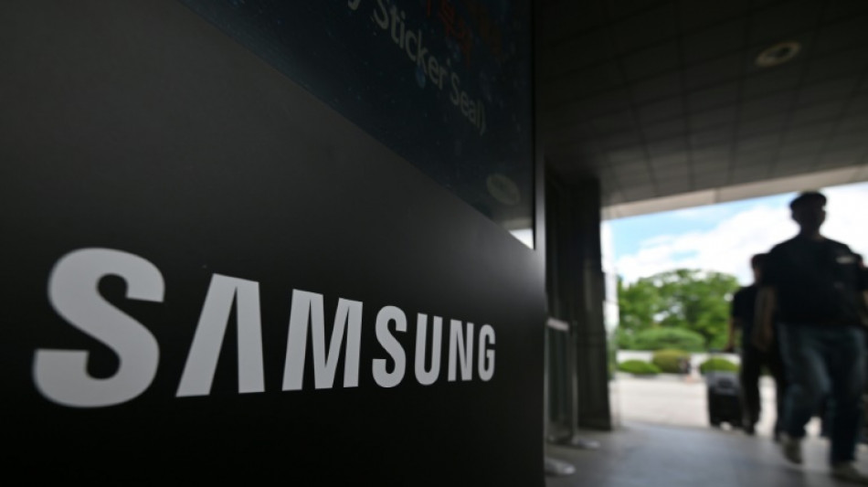 Samsung operating profit hit by R&D spending, fight to meet chip demand