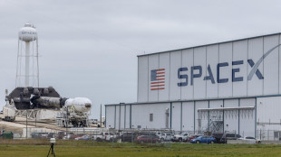 Detrito del razzo di SpaceX cade in Polonia, le foto sui social