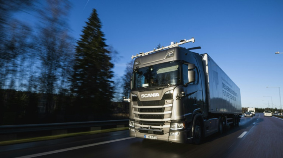 Self-driving lorries hit the road in Sweden