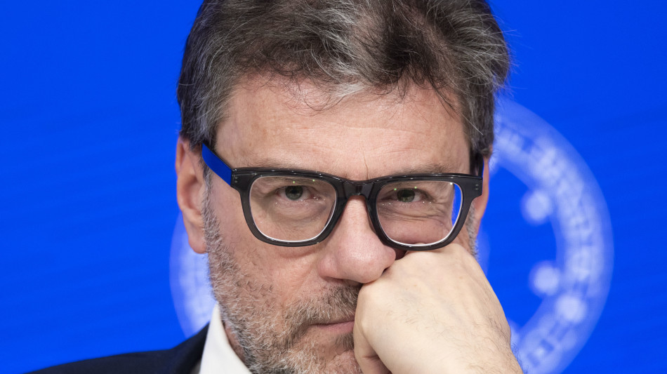 Giorgetti, 'dovremo aggiornare previsioni Pil 2025-26'