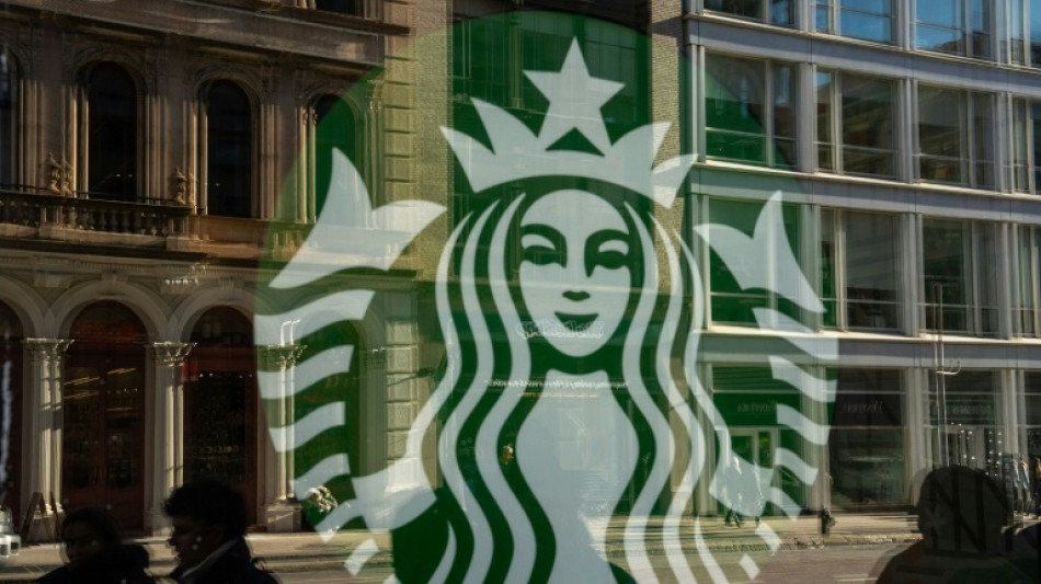 Starbucks shift on non-paying visitors stirs debate in US