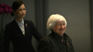 Yellen adverte que subsídios chineses à indústria são um risco para a economia mundial