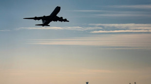 Zahl der Beschäftigten im Flugpassagierverkehr auf Rekordtief