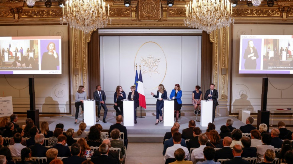 Handicap: des "mesures fortes" attendues à l'Elysée, les associations boudent la conférence