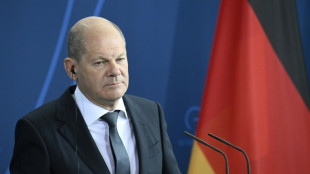 Scholz steht Verteidigungsausschuss zu Ukraine-Politik Rede und Antwort