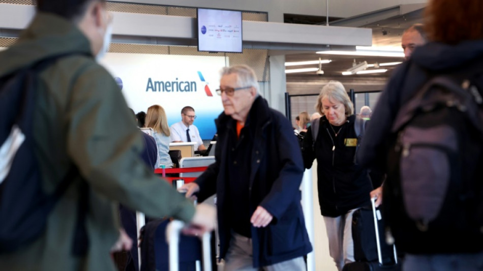 US airlines cheer travel boost from shift to hybrid work