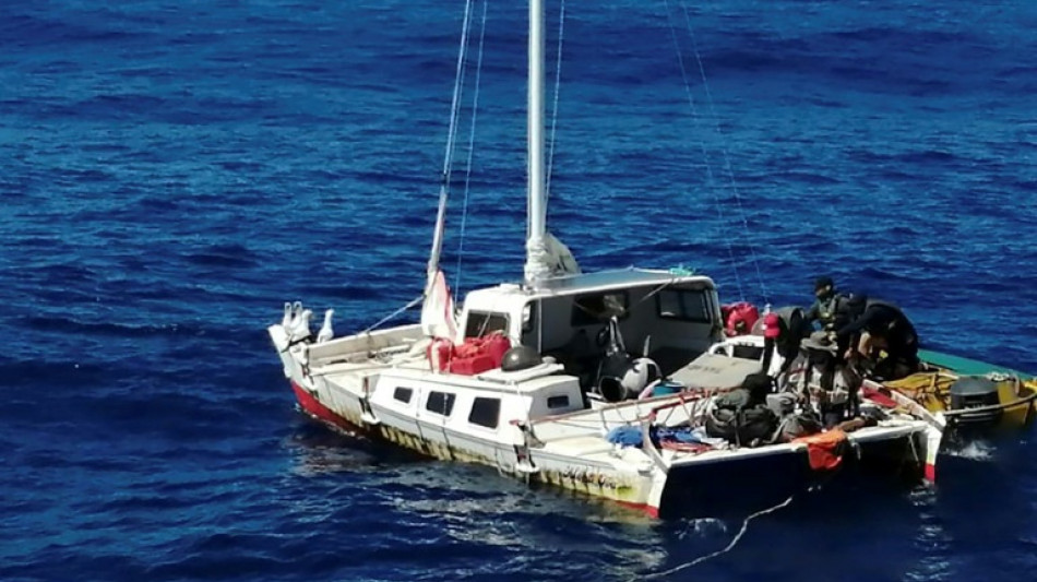 Náufrago australiano resgatado por barco de pesca chega ao México