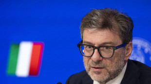 Giorgetti, Lega mai allineata e fastidiosa, continui a farlo