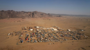 Sur le Dakar, la logistique effrénée d'une mini-ville itinérante dans le désert saoudien