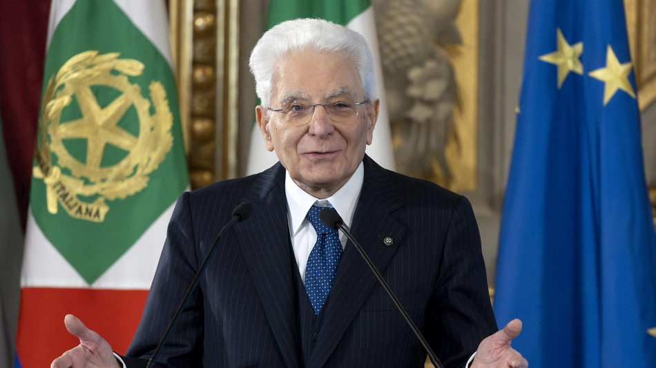 Mattarella, Csm sia tempestivo nelle sue decisioni