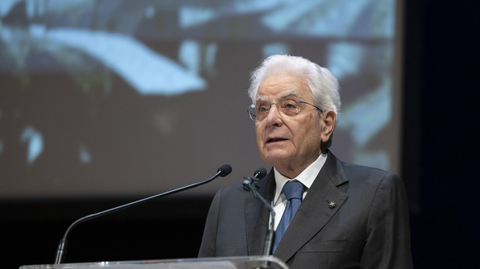 Mattarella, a giorni con elezioni consacriamo sovranità Ue