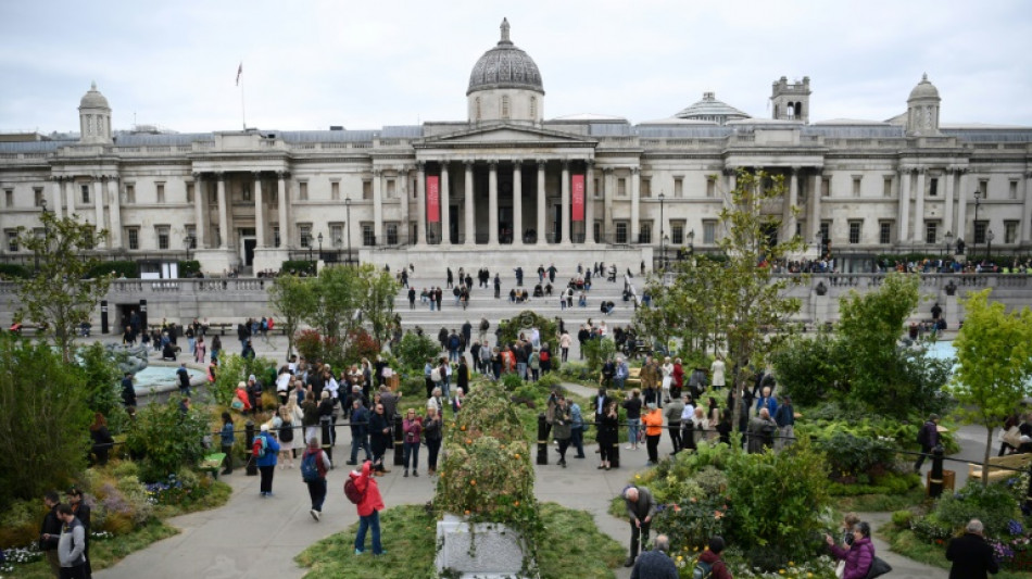 UK climate activists target 'Rokeby Venus' painting