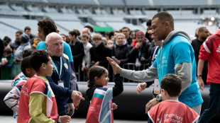 Mbappé a joué avec les enfants malades de l'association Premiers de cordée