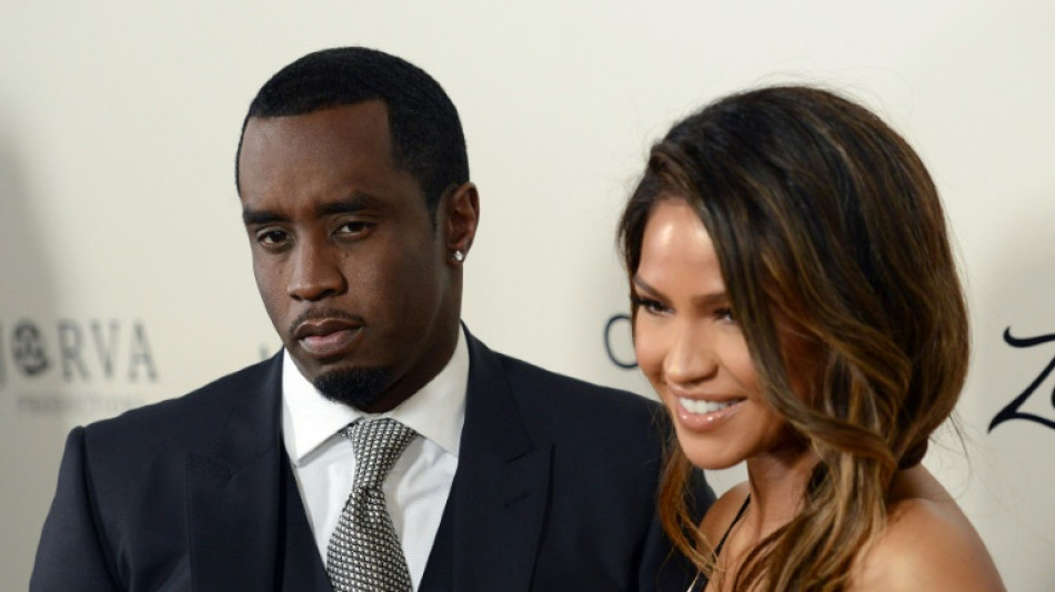 Cantante Cassie y rapero Sean Combs llegan a acuerdo sobre denuncia de violación (prensa)