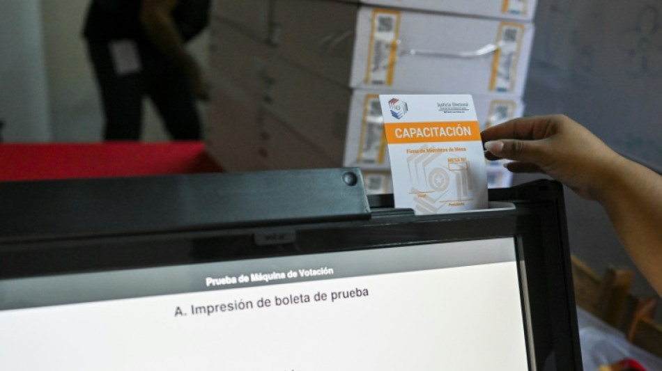 Le Paraguay vote en une présidentielle serrée, possible basculement à gauche