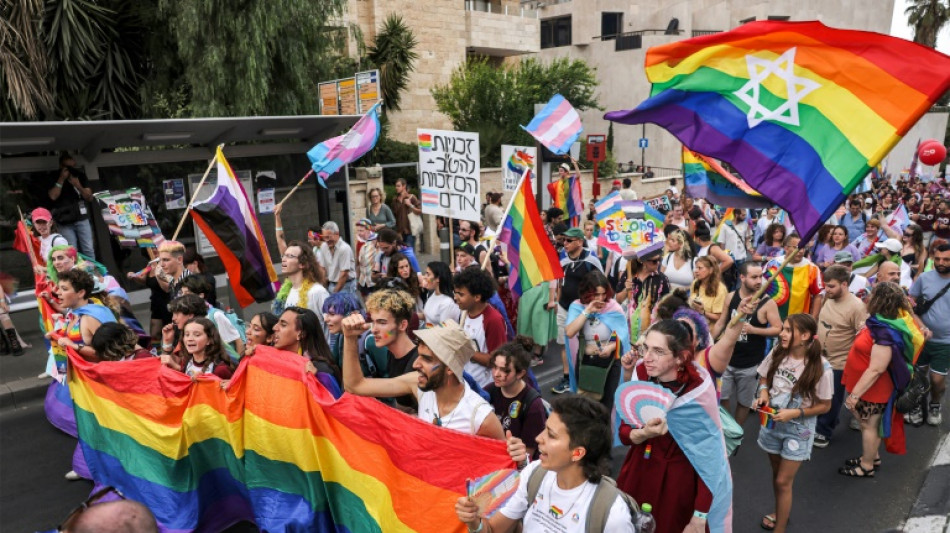 Thousands of Israelis join Jerusalem Pride parade