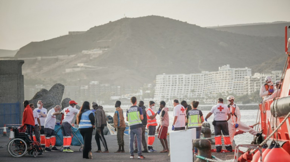 Au moins 9 morts et 48 disparus dans le naufrage d'un bateau de migrants au large des Canaries