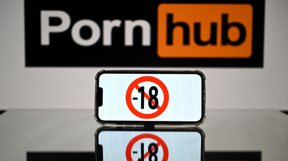 Sites pornos: Youporn et Pornhub vont contester l'obligation de vérification d'âge