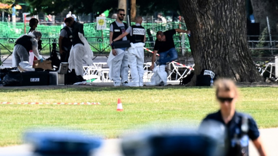 Drame d'Annecy: garde à vue prolongée pour l'auteur de l'attaque au couteau 