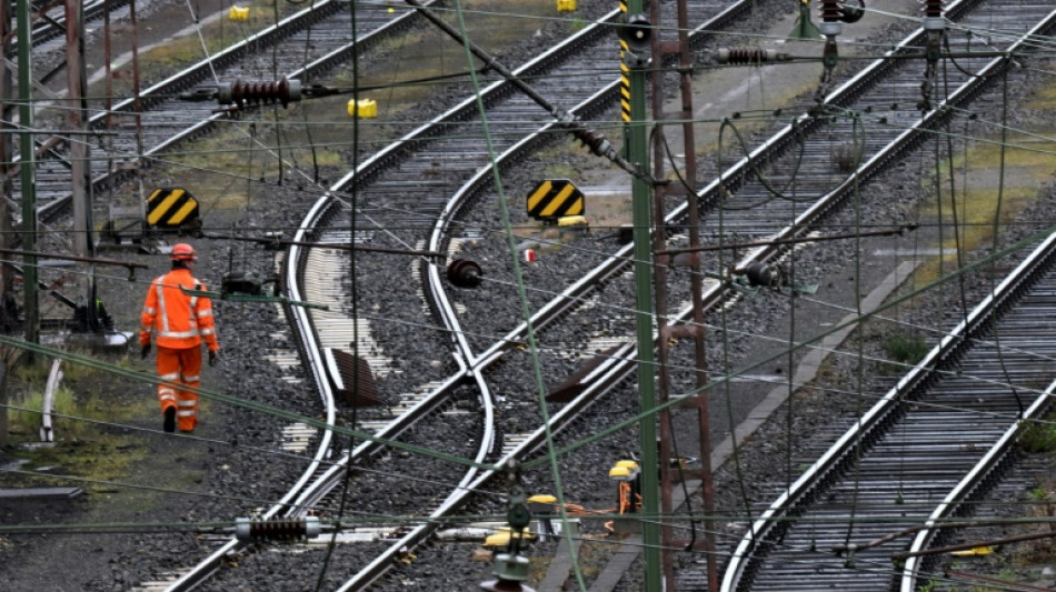 Deutsche Bahn legt zum Auftakt der Tarifverhandlung mit der EVG ein Angebot vor