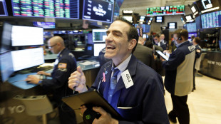 Wall Street sale con la Fed, Dj e S 500 record