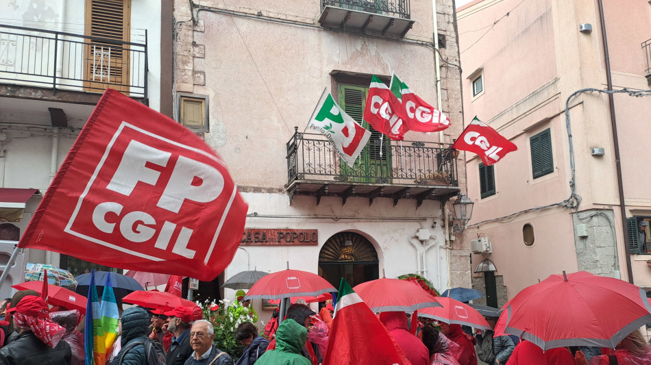 Conte firmerà il referendum della Cgil sul jobs act