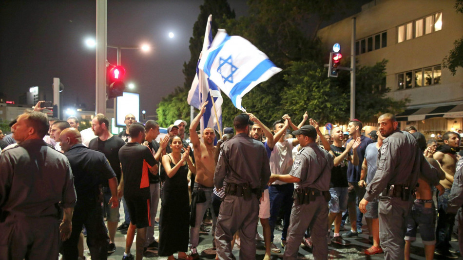 Sirene d'allarme nel centro di Tel Aviv