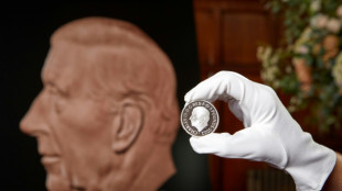 Desvelan la efigie de Carlos III que figurará en las futuras monedas del Reino Unido