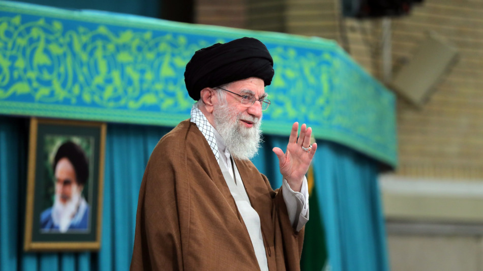 Khamenei, contro i nostri nemici una risposta devastante