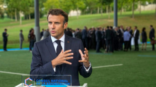 Macron lance le CNR, les absents toujours bienvenus