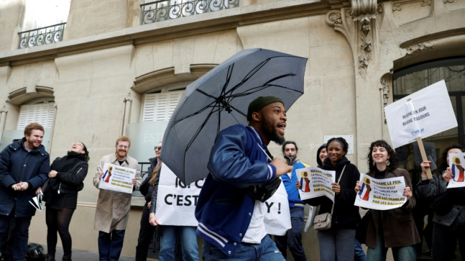 Protestos ligados aos Jogos Olímpicos tomam as ruas de Paris