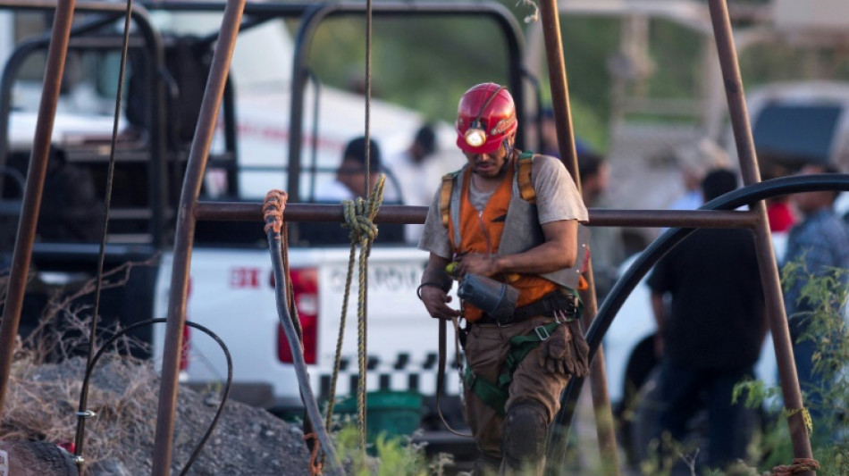 México usará un dron acuático en rescate de diez mineros atrapados