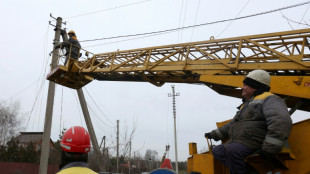 Ministerium: Mehr als 500 Ortschaften in der Ukraine immer noch ohne Strom