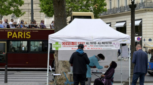 Covid-19: le système de soins "va tenir", assure Delfraissy