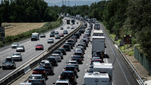 Chassé-croisé: près de 800 km de bouchons